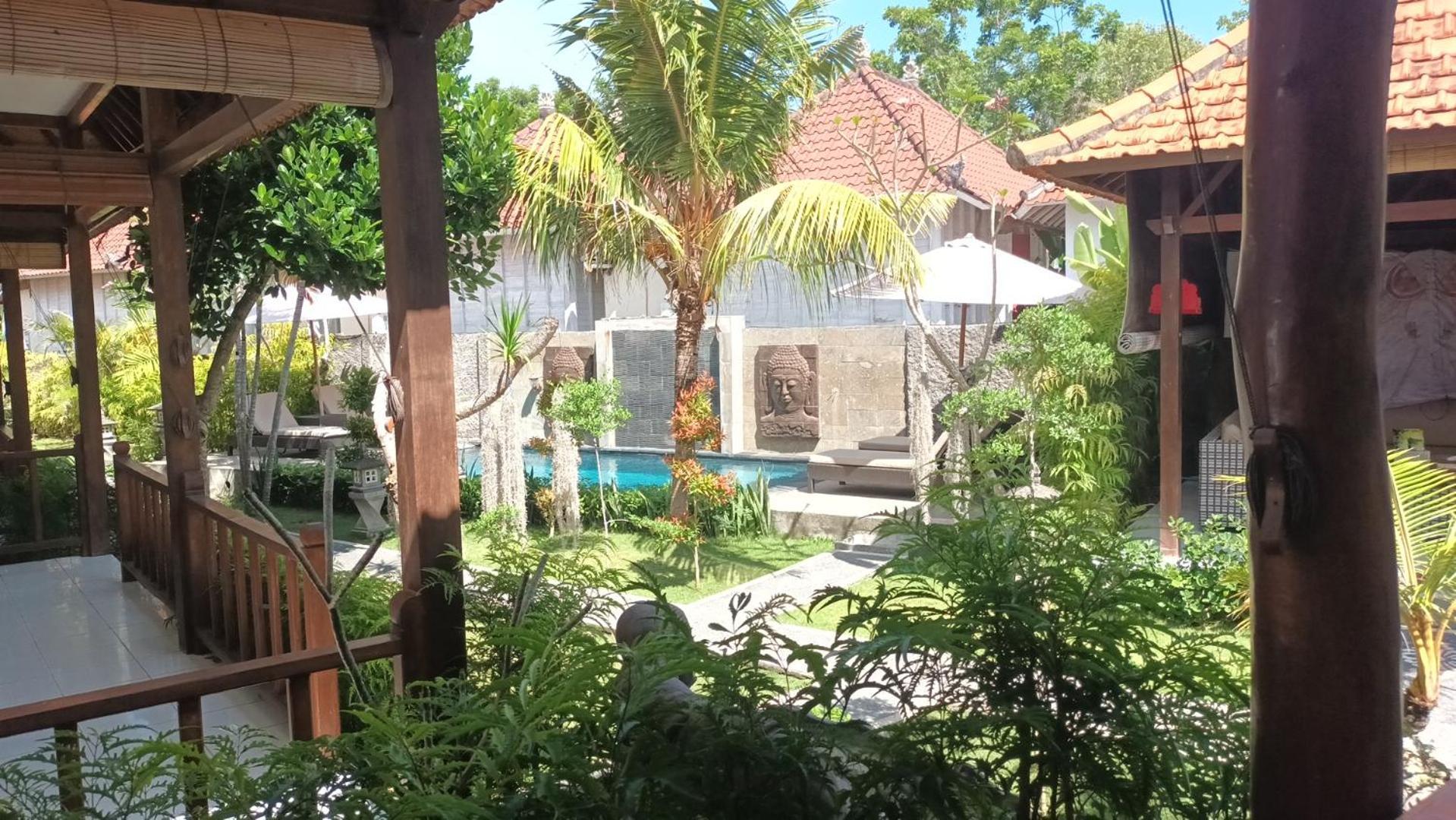 לינה וארוחת בוקר נוסה-למבונגן Isola D'Oro Lembongan מראה חיצוני תמונה