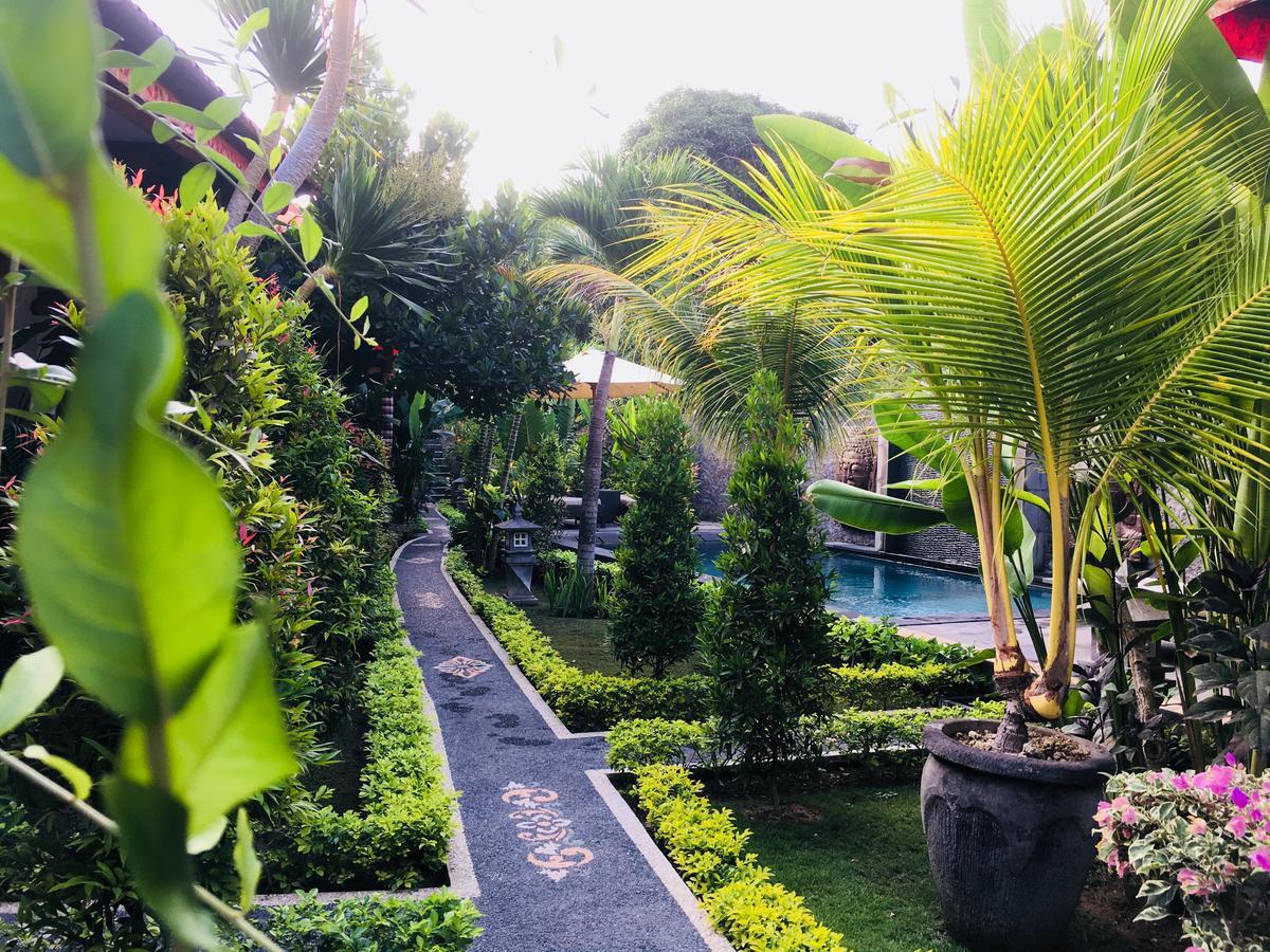 לינה וארוחת בוקר נוסה-למבונגן Isola D'Oro Lembongan מראה חיצוני תמונה