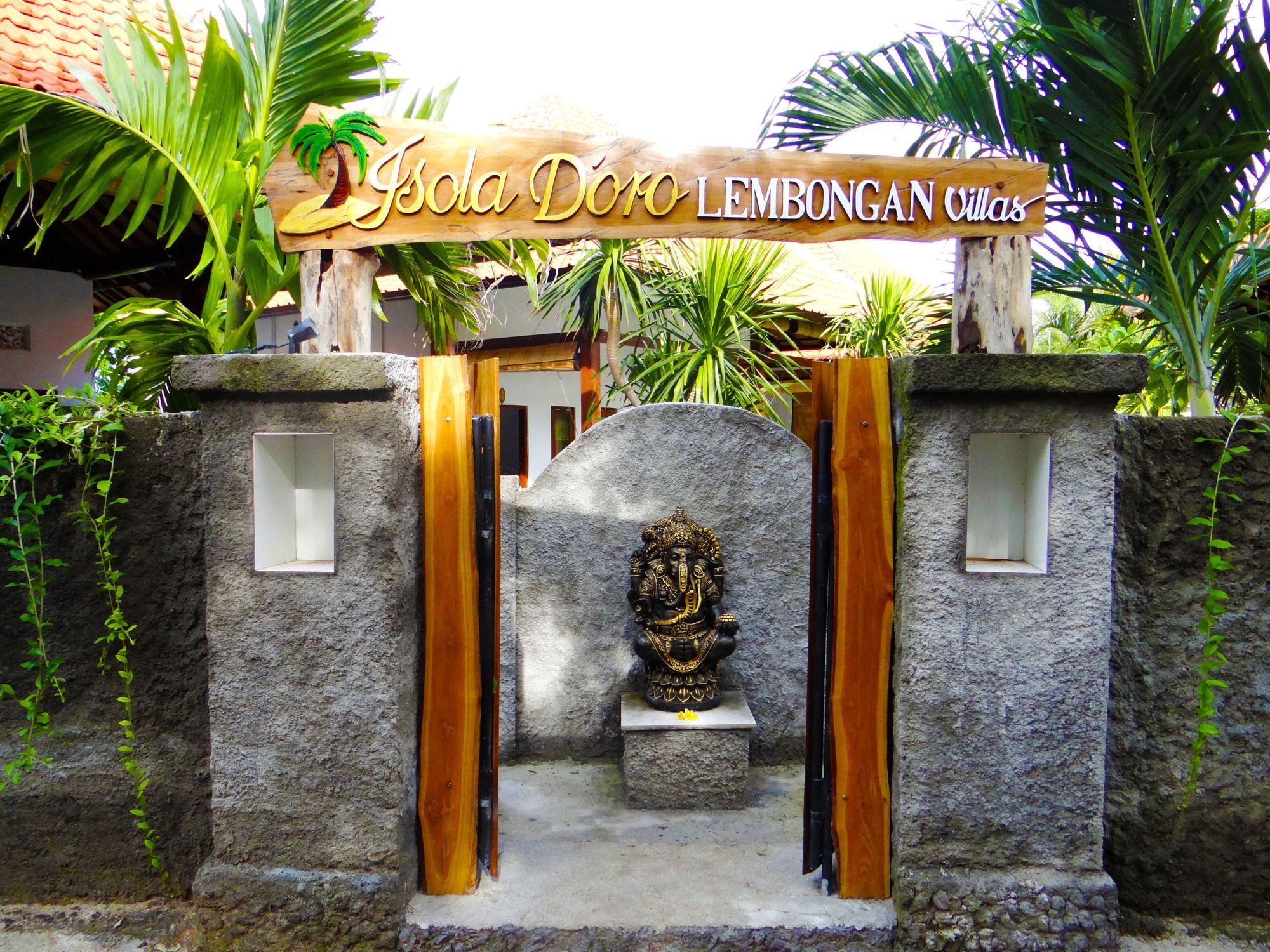 לינה וארוחת בוקר נוסה-למבונגן Isola D'Oro Lembongan מראה חיצוני תמונה