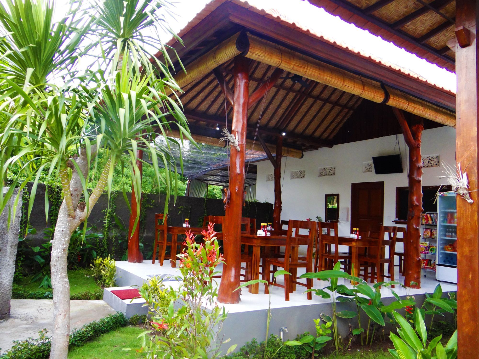 לינה וארוחת בוקר נוסה-למבונגן Isola D'Oro Lembongan מראה חיצוני תמונה