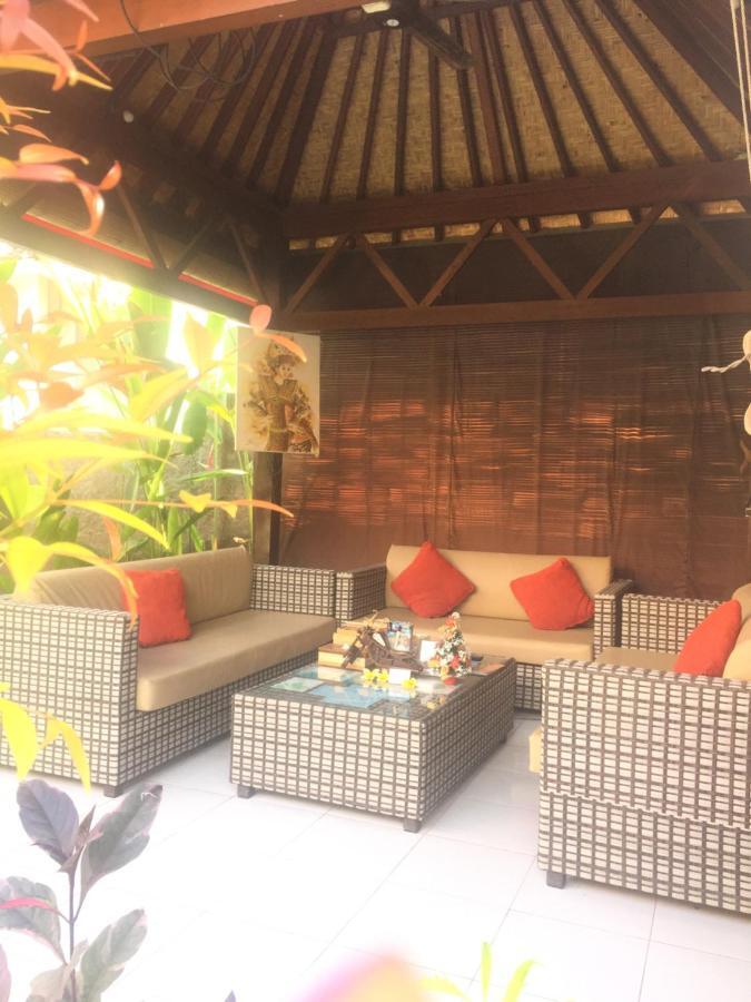 לינה וארוחת בוקר נוסה-למבונגן Isola D'Oro Lembongan מראה חיצוני תמונה
